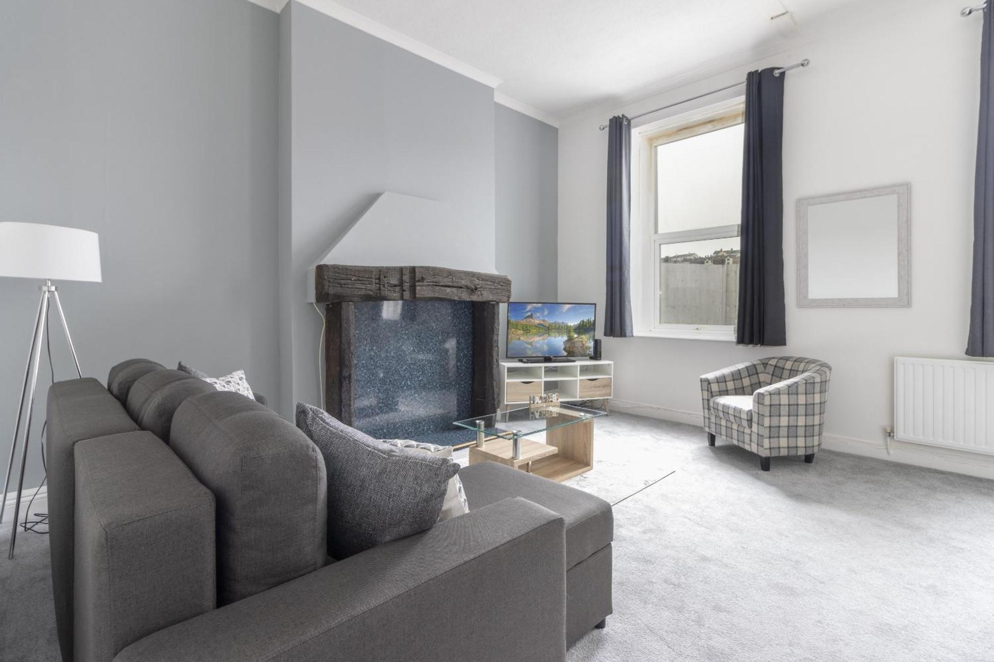 דירות פלימות' Alexandra - Large 3 Bed Perfect For Contractors, Free Parking, Fast Wifi And Great Value! מראה חיצוני תמונה